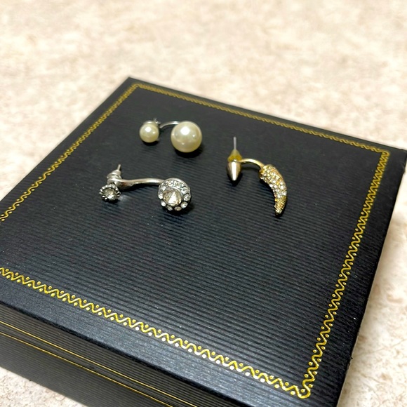 Jewelry - 3 DOUBLE HANGING SINGLE POST BACK (HALO,FAUX PEARL, & CRYSTAL HORN)EARRINGS